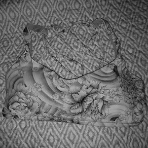 Lululemon free to be wild bra